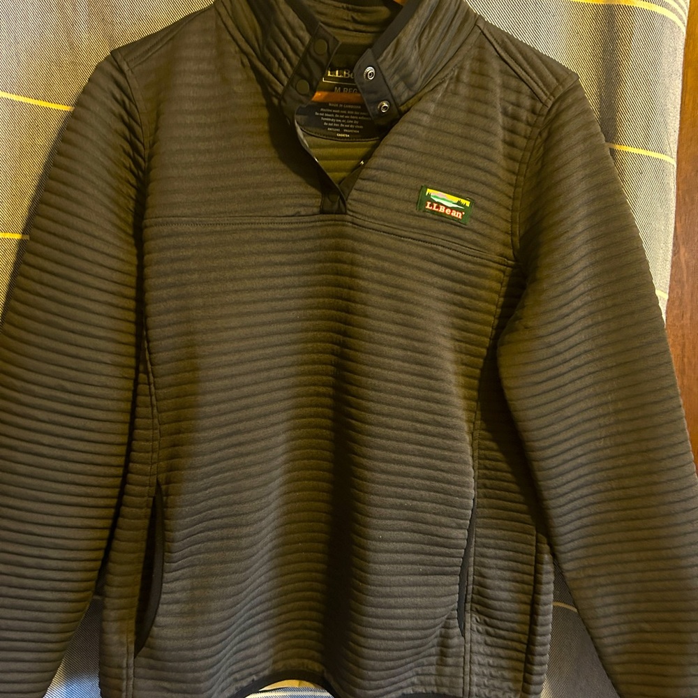 LL bean air light knit pullover